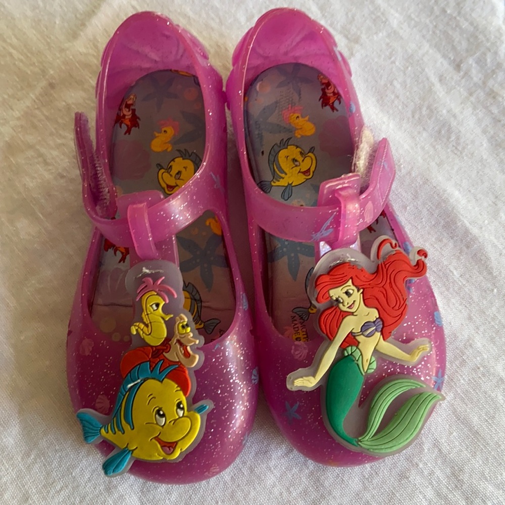 Ariel jelly’s
